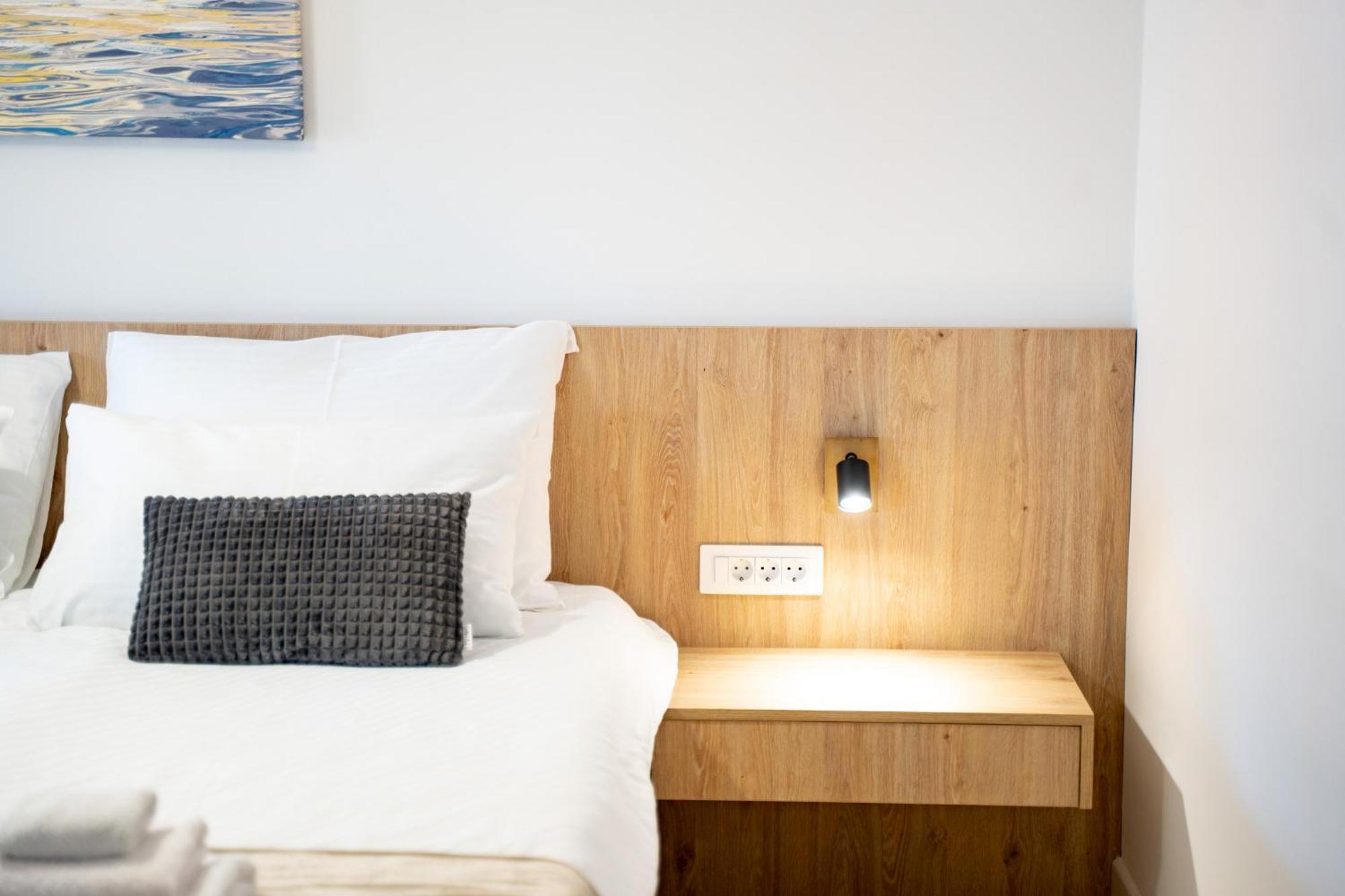 Foric Apartments With Outdoor Heated Pool ราบ ภายนอก รูปภาพ