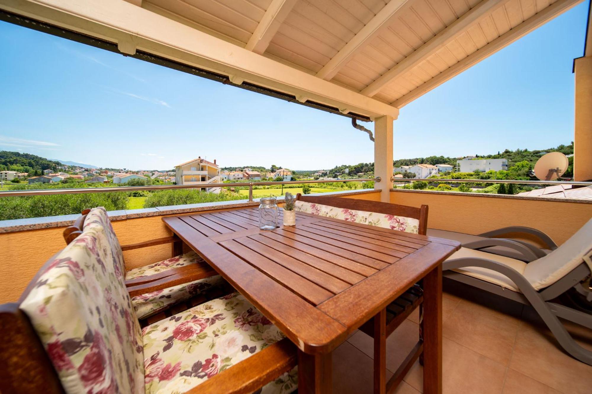 Foric Apartments With Outdoor Heated Pool ราบ ภายนอก รูปภาพ