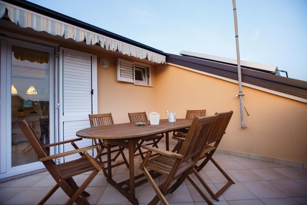 Foric Apartments With Outdoor Heated Pool ราบ ภายนอก รูปภาพ