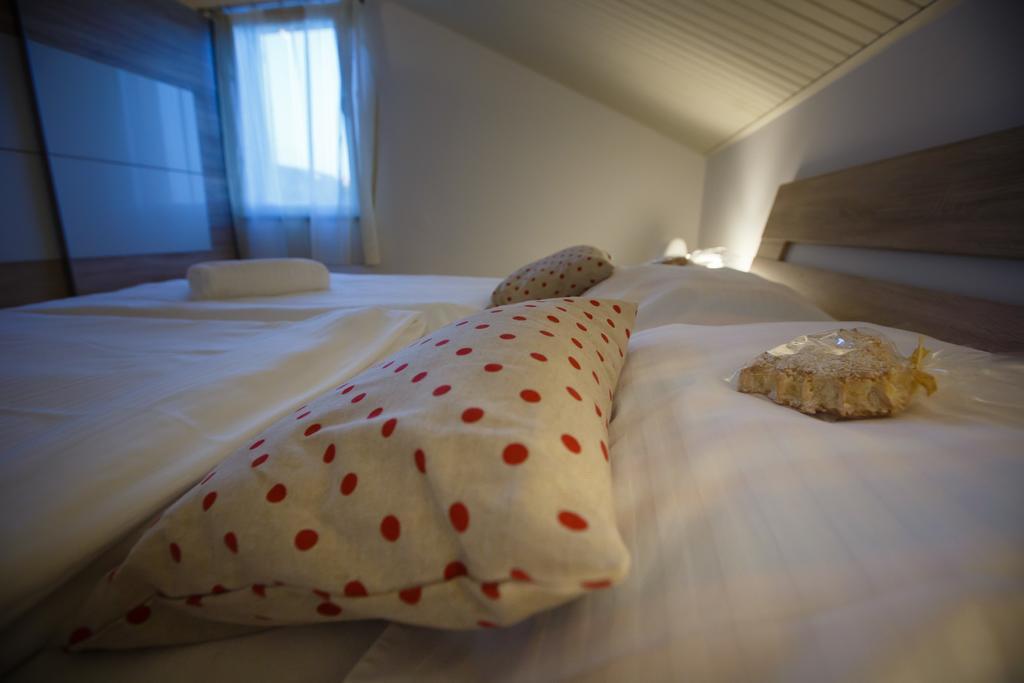 Foric Apartments With Outdoor Heated Pool ราบ ภายนอก รูปภาพ