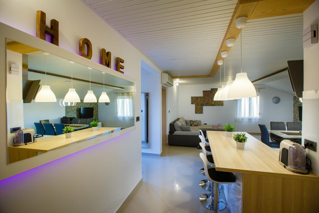 Foric Apartments With Outdoor Heated Pool ราบ ภายนอก รูปภาพ